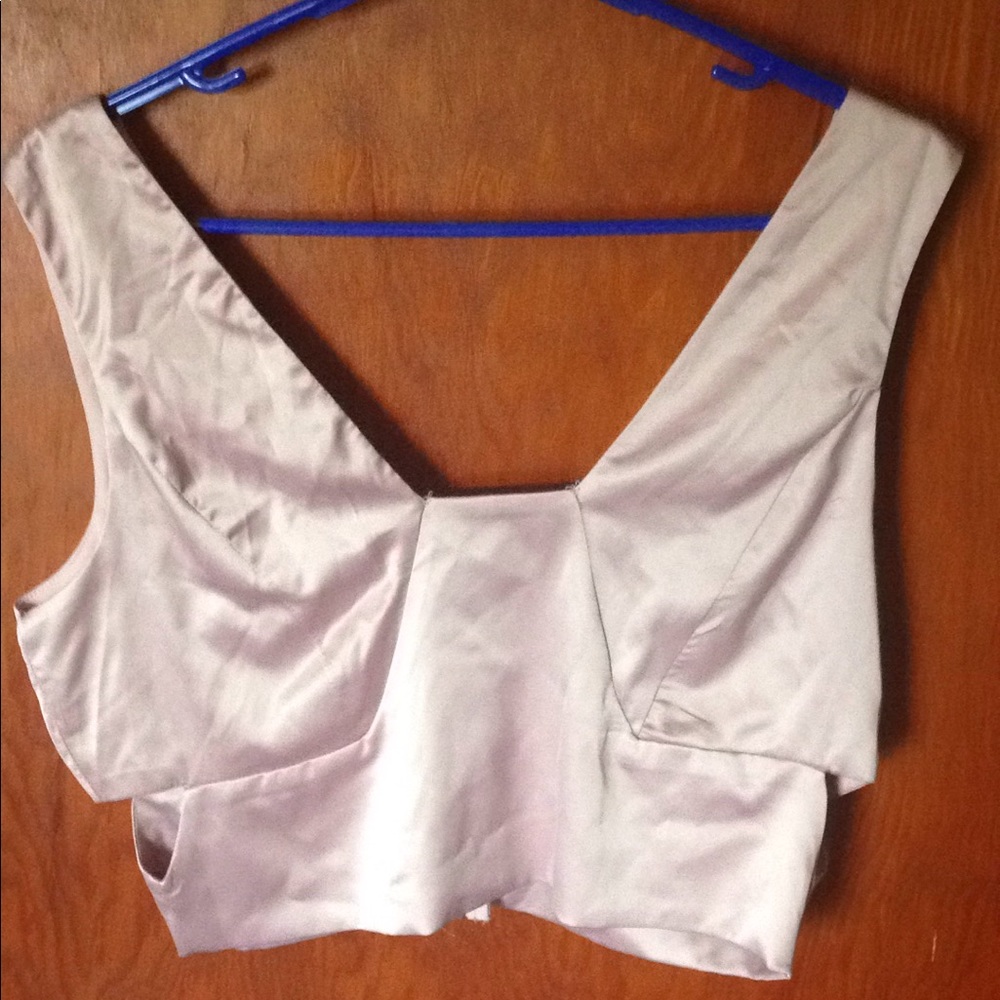 Zip cutout crop top